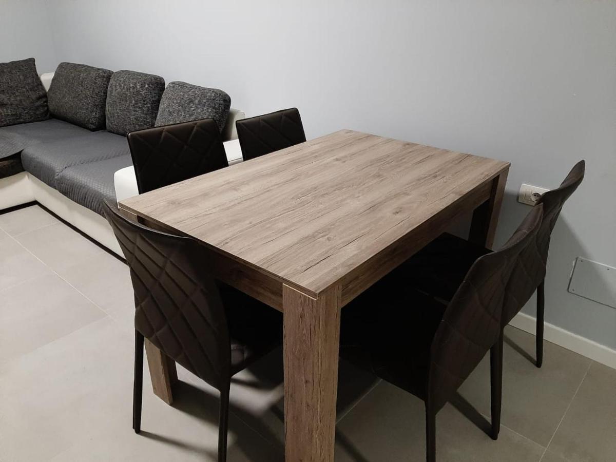 Junik Apartment 오리쿰 외부 사진
